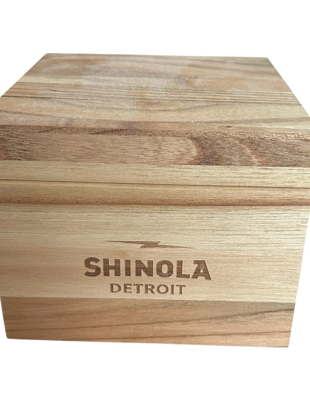 Shinola Detroit Wood Watch Box Case Display Storage Box White Pillow & Booklets